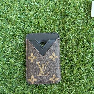 LV Monogram card holder